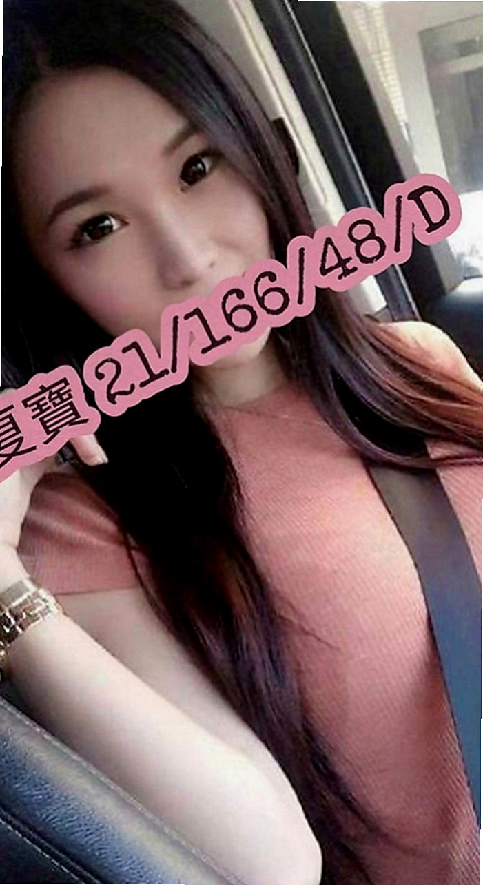 阿蓮按摩外送：小如 |美容助理|164cm|49kg|E罩杯|22歲|嬌小奶大，甜美清純可愛，很吸晴  看著清新可人，就想狠狠吃下一口